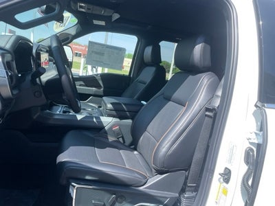 2024 Ford F-150 Lariat w/Twin Panel Moonroof + Tow/Haul Pkg