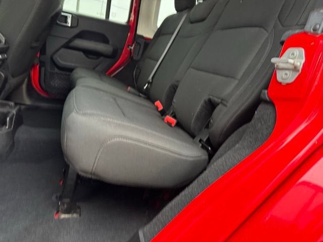 2018 Jeep Wrangler Unlimited Sahara 4x4