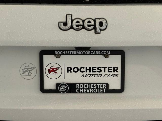 2021 Jeep Cherokee Sport