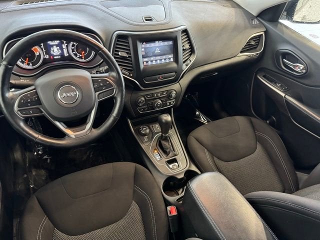 2021 Jeep Cherokee Sport