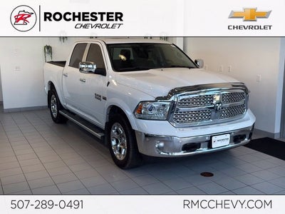 2017 RAM 1500 Laramie Crew Cab 4x4 5'7" Box