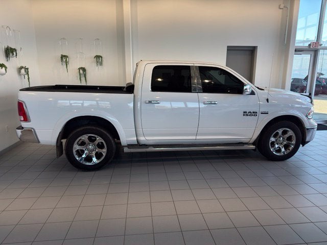 2017 RAM 1500 Laramie Crew Cab 4x4 5'7" Box