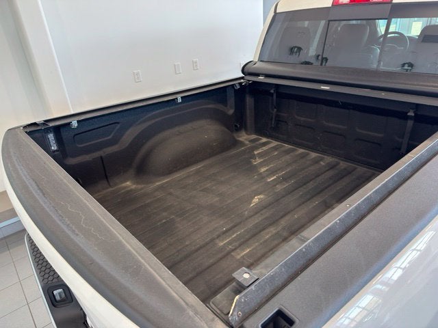 2017 RAM 1500 Laramie Crew Cab 4x4 5'7" Box