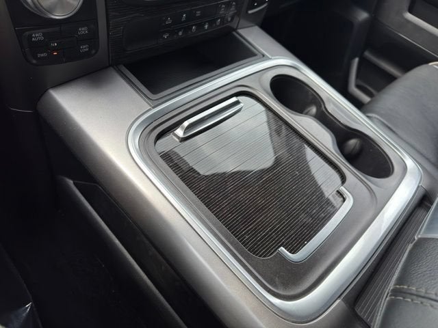 2017 RAM 1500 Limited Crew Cab 4x4 5'7" Box
