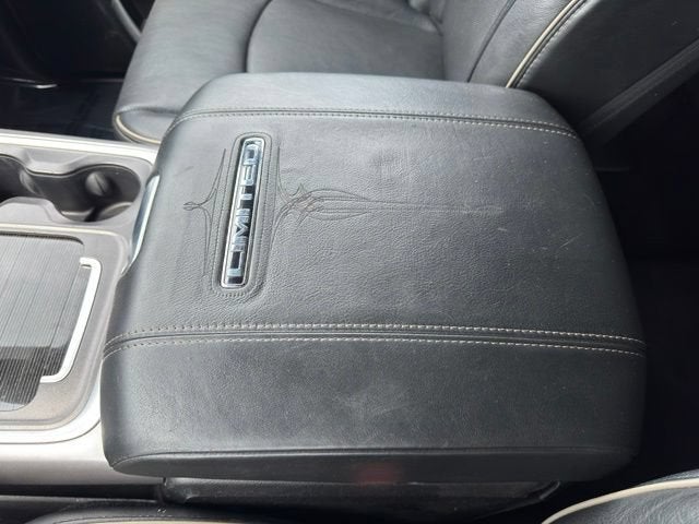 2017 RAM 1500 Limited Crew Cab 4x4 5'7" Box