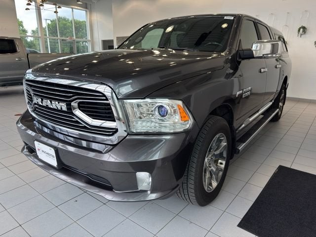 2017 RAM 1500 Limited Crew Cab 4x4 5'7" Box