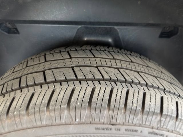 2017 RAM 1500 Limited Crew Cab 4x4 5'7" Box