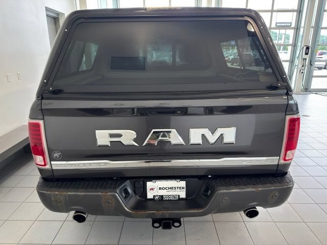 2017 RAM 1500 Limited Crew Cab 4x4 5'7" Box