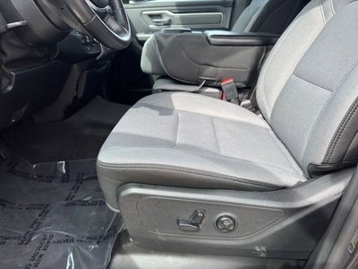 2021 RAM 1500 Big Horn Crew Cab 4x4 5'7" Box