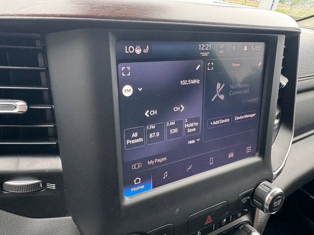 2022 RAM 1500 Laramie Crew Cab 4x4 5'7" Box