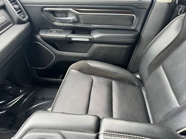 2022 RAM 1500 Laramie Crew Cab 4x4 5'7" Box