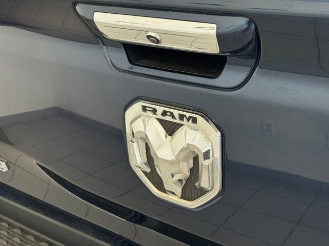 2022 RAM 1500 Laramie Crew Cab 4x4 5'7" Box