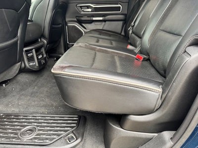2022 RAM 1500 Laramie Crew Cab 4x4 5'7" Box