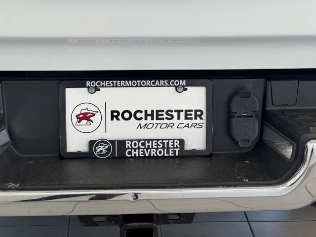 2022 RAM 1500 Laramie Crew Cab 4x4 5'7" Box