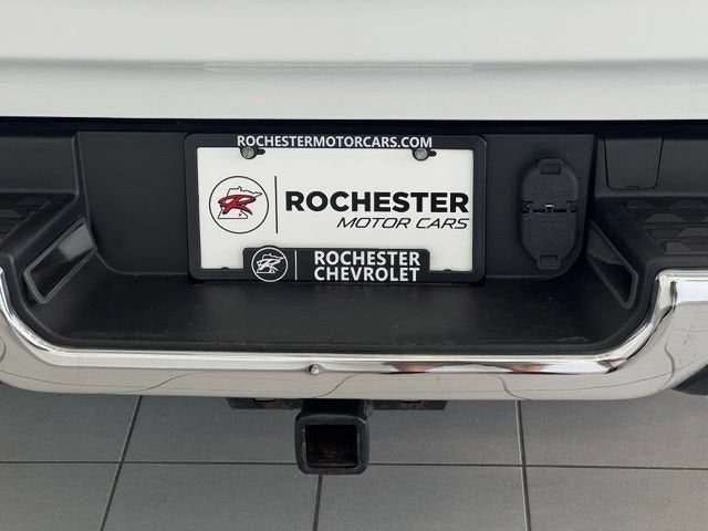 2022 RAM 1500 Laramie Crew Cab 4x4 5'7" Box