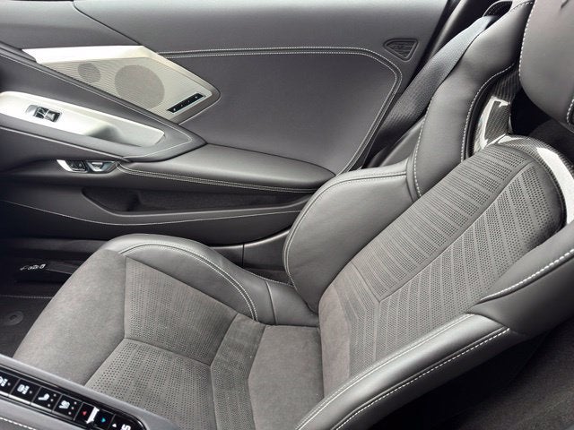 2025 Chevrolet Corvette Stingray 2LT