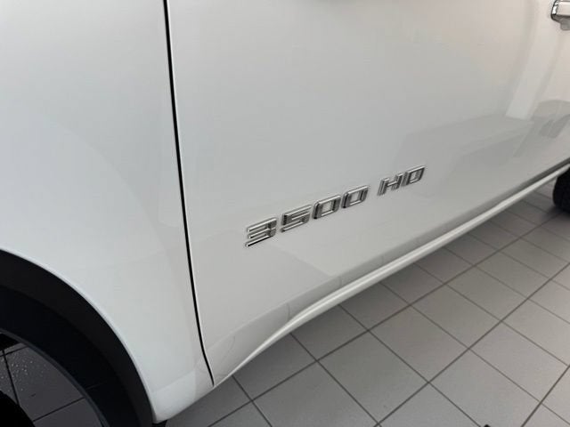 2023 Chevrolet Silverado 3500 HD High Country