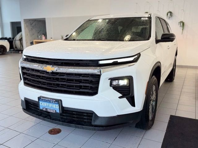 2024 Chevrolet Traverse LS