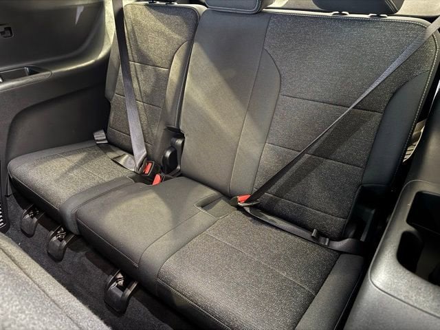 2024 Chevrolet Traverse LS