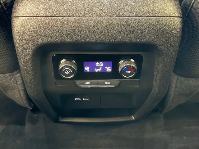 2024 Chevrolet Traverse LS