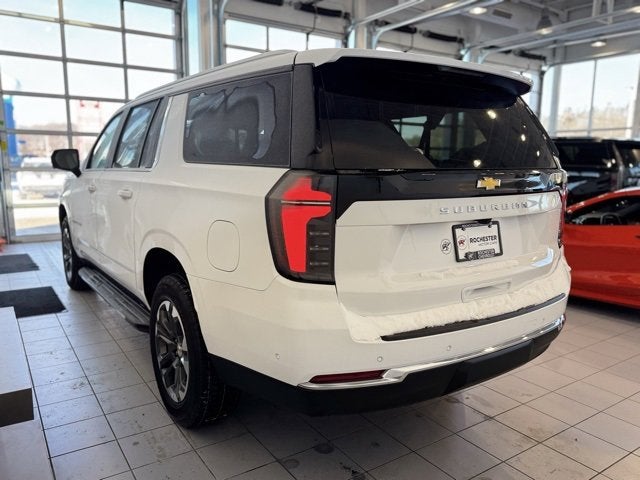 2026 Chevrolet Suburban LT