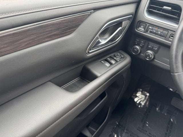 2023 Chevrolet Suburban LS