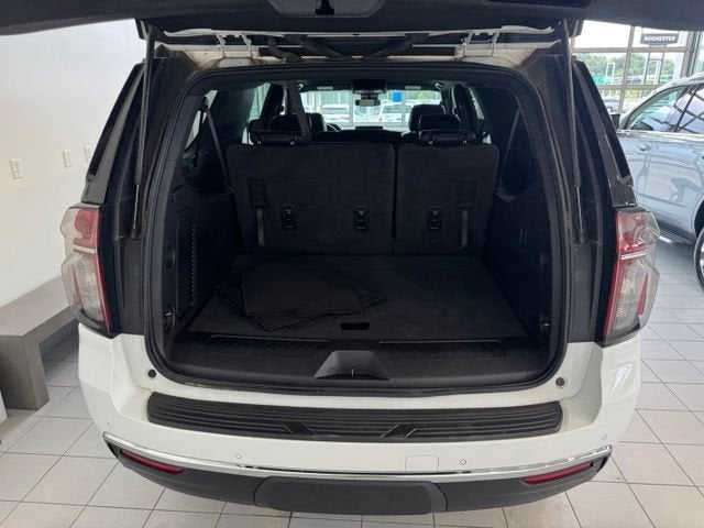 2023 Chevrolet Suburban LS