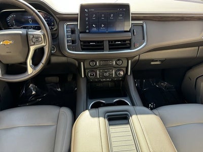 2022 Chevrolet Suburban LT