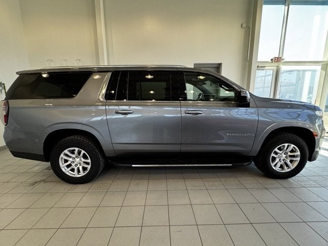 2022 Chevrolet Suburban LT