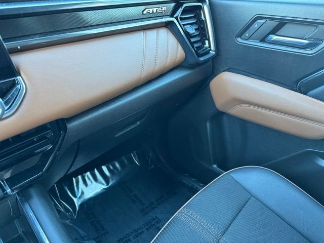 2024 GMC Canyon AT4