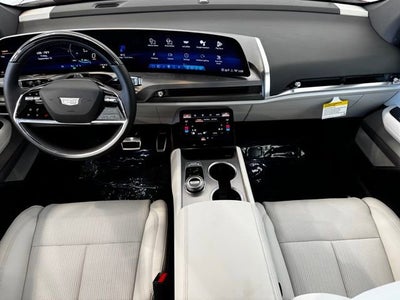 2026 Cadillac VISTIQ Luxury