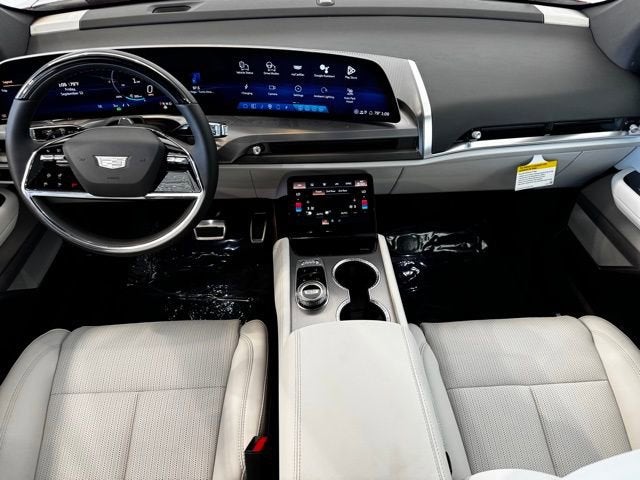 2026 Cadillac VISTIQ Luxury