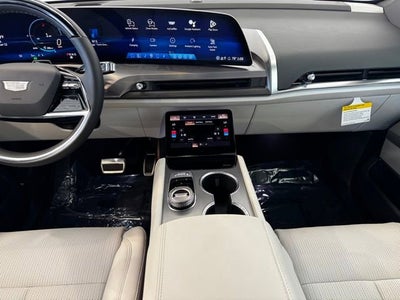 2026 Cadillac VISTIQ Luxury