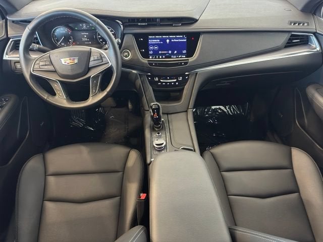 2026 Cadillac XT5 Luxury