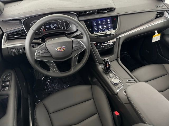 2026 Cadillac XT5 Luxury