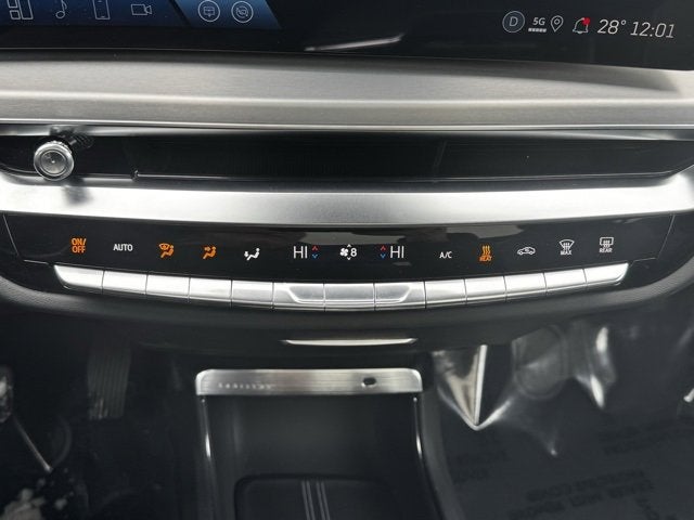 2025 Cadillac LYRIQ Luxury 1