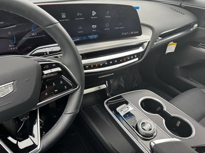 2025 Cadillac LYRIQ Luxury 1