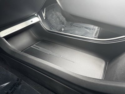 2025 Cadillac LYRIQ Luxury 1