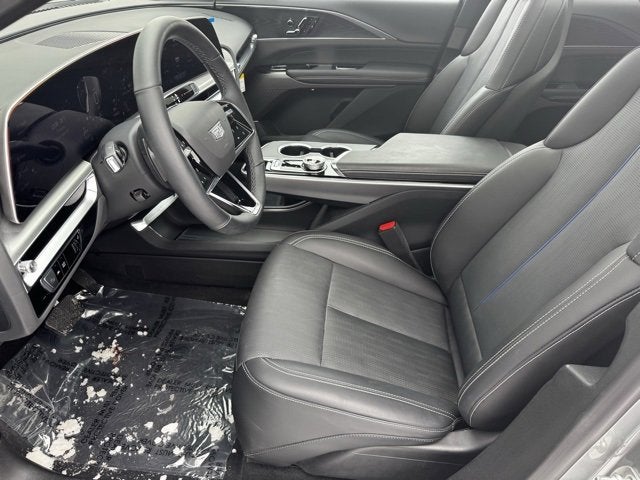 2025 Cadillac LYRIQ Luxury 1