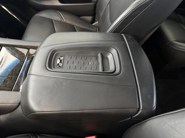 2016 Cadillac Escalade Platinum