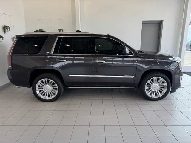 2016 Cadillac Escalade Platinum