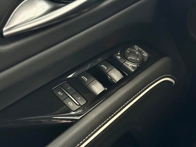 2023 Cadillac Escalade ESV Premium Luxury