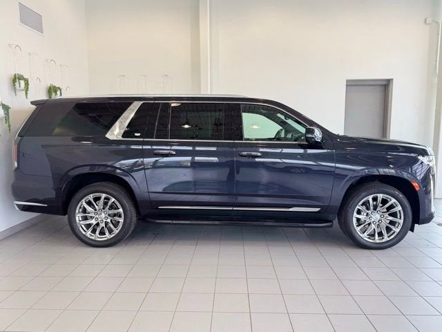 2023 Cadillac Escalade ESV Premium Luxury