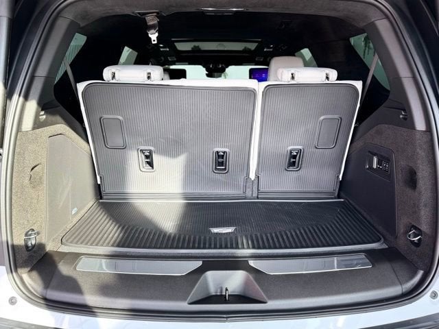 2026 Cadillac Escalade Platinum Luxury