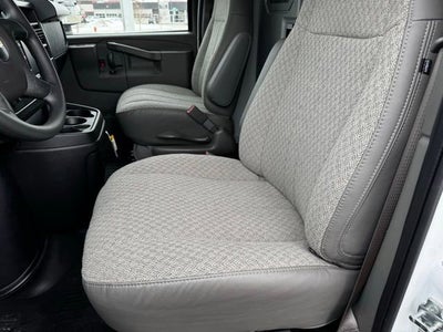 2026 Chevrolet Express Cutaway 3500 1WT