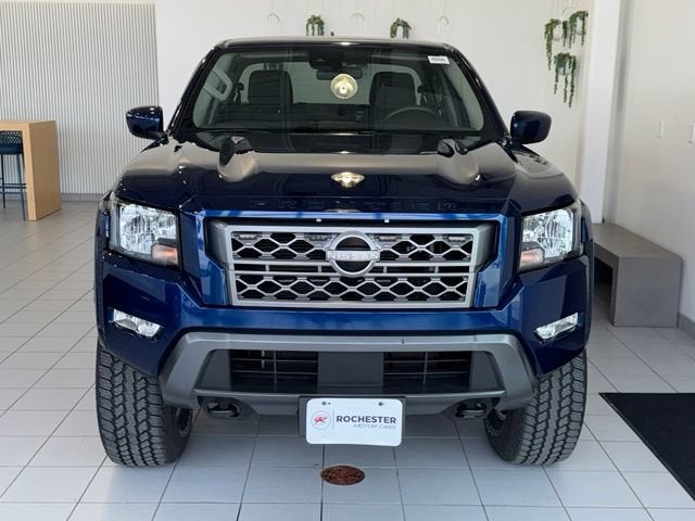 2022 Nissan Frontier Crew Cab SV 4x4