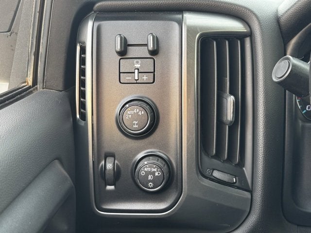 2019 Chevrolet Silverado LD LT