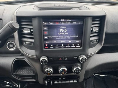 2021 RAM 2500 Tradesman Crew Cab 4x4 6'4" Box