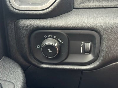 2021 RAM 2500 Tradesman Crew Cab 4x4 6'4" Box