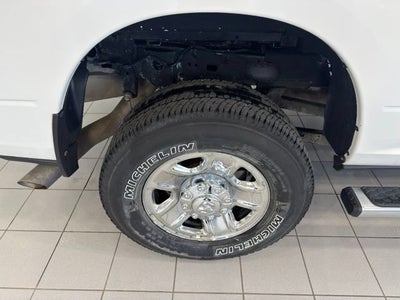 2021 RAM 2500 Tradesman Crew Cab 4x4 6'4" Box